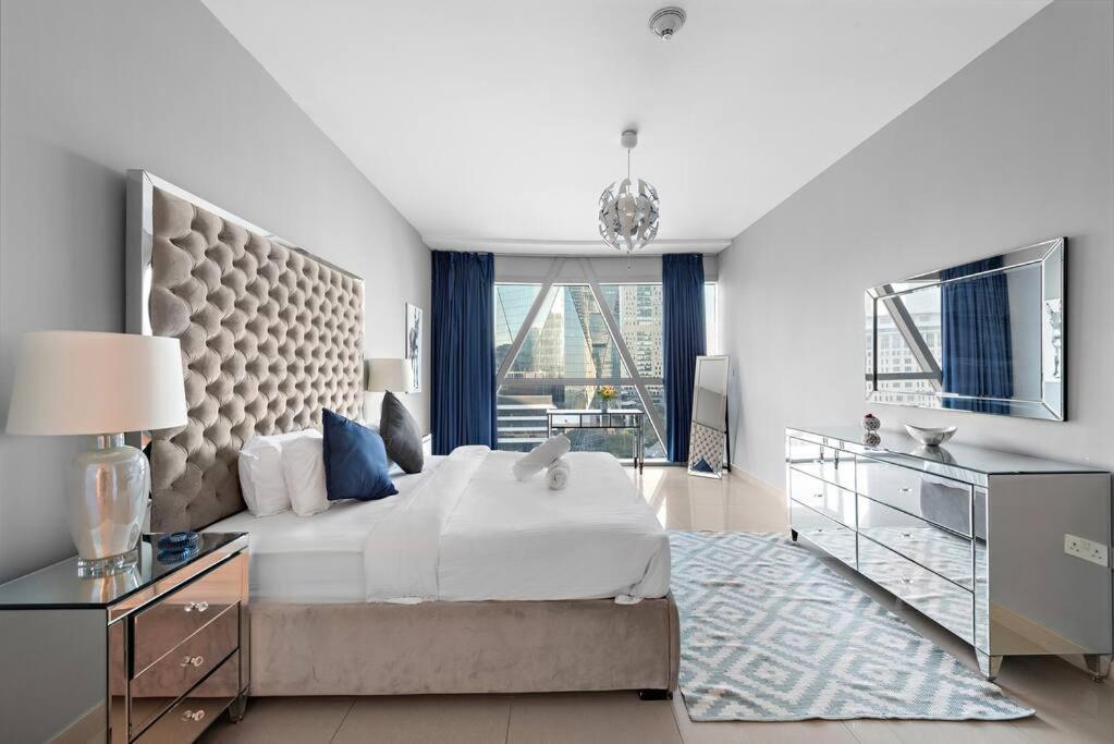 Apartment First Class 1br Modern & Stylish Living